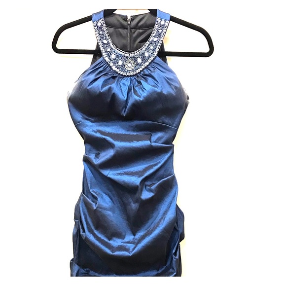 Dress - Picture 1 of 6